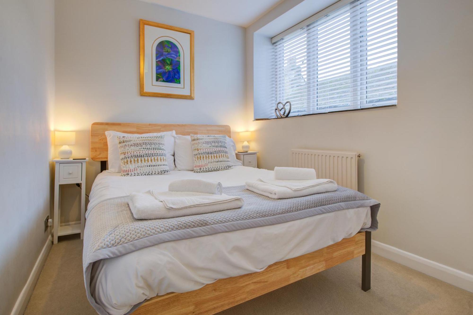 Stylish Townhouse, Work Desk, Fast Wi-Fi, Sleeps 6 Στάμφορντ Εξωτερικό φωτογραφία
